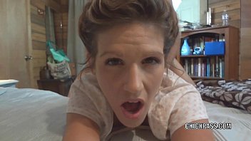 sex миниатюрная милфа jolene в трусиках и трахается в ее щель porn