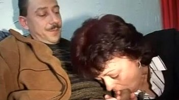 sex это мои лесбиянки jeptojep извращенная старая сучка настоящая любительская домохозяйка трахает жесткий член в глотку porn