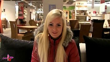 sex публичный трах в магазине porn