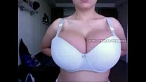 sex удивительная каммодель с огромными сиськами porn