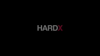 sex hardx встречает умоляющую наоми porn