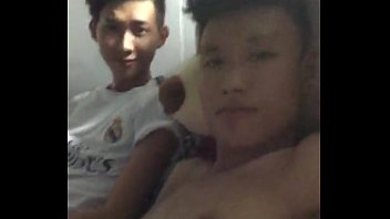 sex красивые мальчики демонстрируют свои товары часть 2 porn
