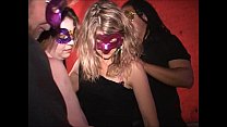 sex молодая толстушка обжирает пышную пизду милфы тащит рыжую милфу в оргию для траха на лицо porn