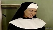 sex пристер трахает школьницу из монастыря в задницу porn