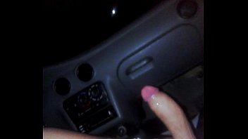 sex сосать рассерженного игрока в машине porn