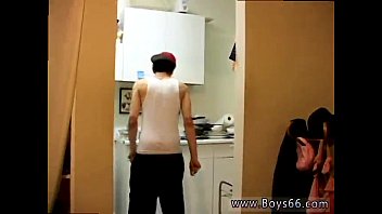 sex гей порно видео белый мальчик просить ссать и фото из мужчин пить мужской ссать porn