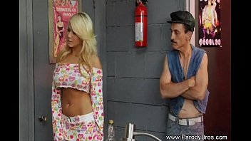 sex развлечение с сводной сестрой и братом в ретро видео porn