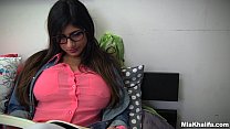 sex 物議を醸すポルノスターミアハリファとのフェラチオレッスンmk13818 porn
