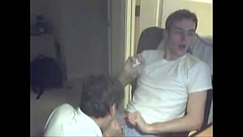 sex соседи по комнате в колледже играют перед вебкамерой hornycamguyscom porn