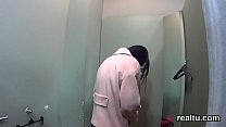 sex безупречная чешская тинка соблазнена в торговом центре и долбится в видео от первого лица porn