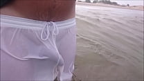 sex смотреть сквозь шорты на пляже porn