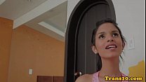 sex миниатюрную латинутранссексуал трахнули раком porn