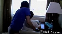 sex мужчина занимается сексом с геем и парнем необрезанные мальчики писают весь день вдали porn