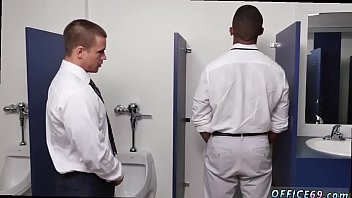 sex симпатичные мальчики занимаются сексом с учителем и большим черным медведем гейпорно porn