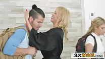 sex moms bang teens особенное во второй половине дня porn