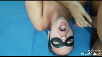 sex келли миллер кончает в лицо покупателю porn