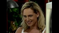 sex шаловливая блондинка объясняет какая она шлюха porn
