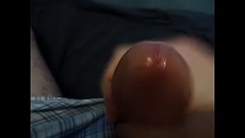 sex парень из колледжа дрочит в видео от первого лица с большой порцией спермы в конце porn