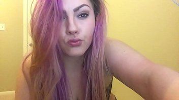 sex sabella monize тверкает своей офигенной задницей porn