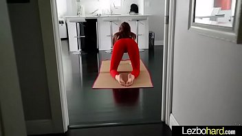 sex милые лэз девушки брук хейз и сэди холмс играют в горячей секссцене вид01 porn