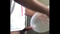 sex コンドームの熱い手コキ porn