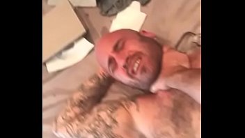 sex захлебнулся трахнулся и похлопал незнакомца porn