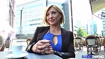 sex лиза красивая корсиканская мамаша приезжает в париж за своим двойным пенисом полное видео porn