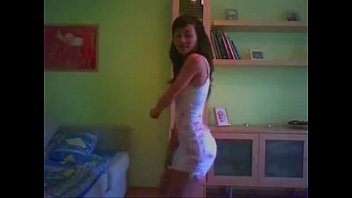sex la cubanita dancingreggaetonエルメネオクラブミックス porn