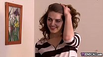 sex горячий массажный шмель трахнул в ее задницу черный клиент porn