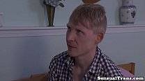 sex соблазнительная рыжая транс кончает во время траха в задницу porn