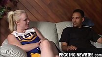 sex я наконец нашел девушку которая любит трахать парней страпоном porn