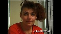 sex застенчивая девушка делает минет перед камерой porn