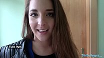 sex публичный агент амира адара трахается с незнакомцем пока ее парень ждет porn