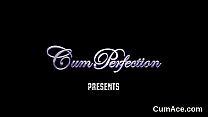 sex грязный кумир получает камшот на ее лицо глотая весь любовный сок porn