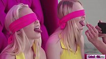 sex абелла сквиртует на лица своих друзей porn