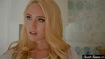 sex юную горничную долбит ее отчим porn