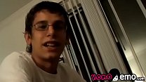 sex бойфрендытвинки сосут член и задницу в позе шестьдесят девять porn