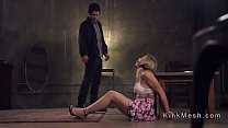 sex рабыню в наручниках трахнули в анал porn