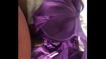 sex снятый на полном комплекте оригинального фиолетового нижнего белья кружево прозрачное и сексуальное porn