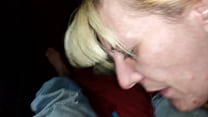 sex жена шеннон берет полный рот спермы мужа и делится ею с ним porn
