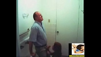 sex 隠しカメラバスティング秘書吸う上司 porn