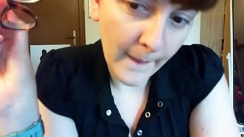 sex ваш начальник на работе ругается и оскорбляет вас чтобы заставить вас работать больше porn