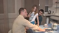sex без гроша в кармане мужик позволяет горячему приятелю ткнуть его бывшую девушку за наличные porn