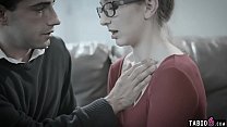 sex застенчивая девочка хочет получить c во время секса с незнакомцем porn