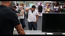 sex секс в магазине в этот день происходит перед камерой porn