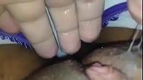 sex он сует пальцы porn