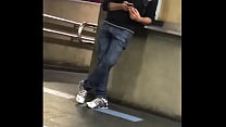 sex bf bulto cara gostoso at the bus station porn