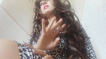 sex эта сестричка выглядит надменной но она ds на самом деле ей очень нравится член porn