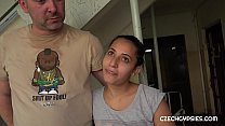 sex real czech gypsygirl汚れたアパートで本物のジプシーの女の子に会いました彼らは私たちに家でどのように性交するかを示しました porn