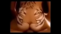sex 自分の家のガールフレンド porn